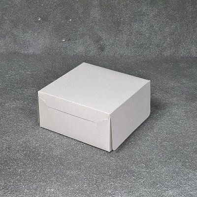 White Cake Box